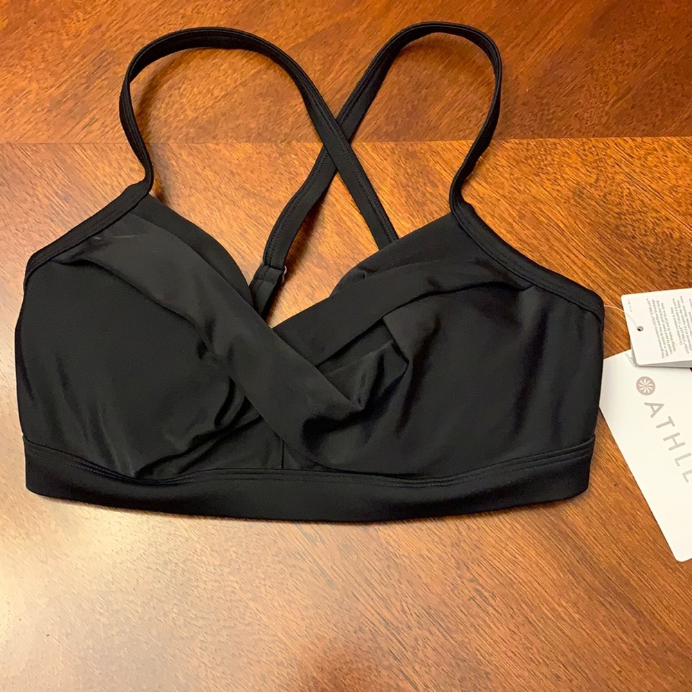 Athleta Twister Bikini Top 32D/DD Small NWT